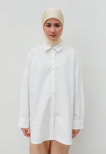 Load image into Gallery viewer, Erum Linen Top (Pearl White)