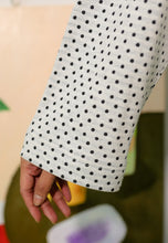 Load image into Gallery viewer, Zada Reversible T-shirt (White)