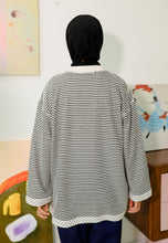 Load image into Gallery viewer, Zada Reversible T-shirt (White)