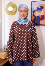 Load image into Gallery viewer, Hana Polka T-Shirt (Blue Choco)