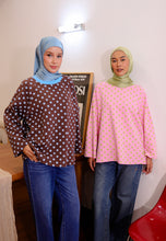 Load image into Gallery viewer, Hana Polka T-Shirt (Blue Choco)