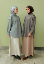 Load image into Gallery viewer, Ziva Stripe Top (Dark Choco)