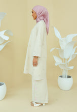 Load image into Gallery viewer, Erat Kurung (Nude Cream)