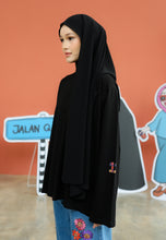 Load image into Gallery viewer, Jalan Qaysaa T-Shirt (Black)