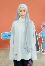 Load image into Gallery viewer, Jalan Qaysaa T-Shirt (Soft Grey)