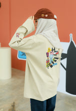 Load image into Gallery viewer, Jalan Qaysaa T-Shirt (Linen Cream)