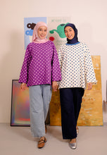 Load image into Gallery viewer, Hana Polka T-Shirt (White Teal)