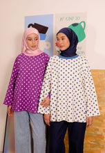 Load image into Gallery viewer, Hana Polka T-Shirt (Purple Pink)