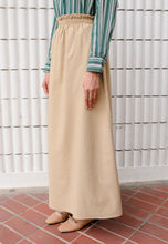 Load image into Gallery viewer, Armel Cotton Skirt (Khaki)