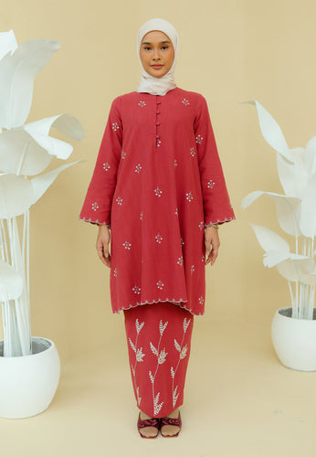 Erat Kurung (Maroon)