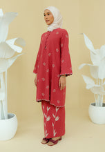 Load image into Gallery viewer, Erat Kurung (Maroon)