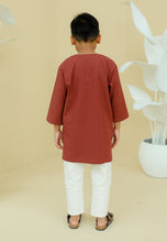 Load image into Gallery viewer, Kerabat Kurta Boy (Redwood)