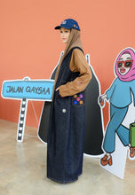 Load image into Gallery viewer, Bunga-Bunga Pinafore (Blue-Black)