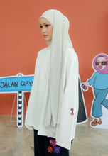 Load image into Gallery viewer, Jalan Qaysaa T-Shirt (White)