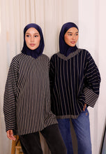 Load image into Gallery viewer, Bazla Reversible Top (Dark Blue)