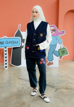 Load image into Gallery viewer, Bunga-Bunga Vest (Blue-Black)