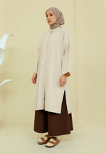 Load image into Gallery viewer, Ibna Printed Tunic (Nude Waffle)