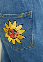 Load image into Gallery viewer, Bunga-Bunga Jeans (Light Blue)