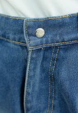 Load image into Gallery viewer, Bunga-Bunga Jeans (Light Blue)