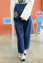 Load image into Gallery viewer, Bunga-Bunga Jeans (Blue)