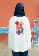 Load image into Gallery viewer, Tak Qaysaa Mana T-Shirt (White)