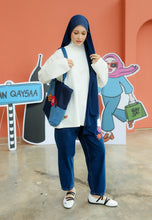 Load image into Gallery viewer, Tak Qaysaa Mana T-Shirt (White)