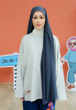 Load image into Gallery viewer, Tak Qaysaa Mana T-Shirt (Soft Grey)