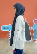 Load image into Gallery viewer, Tak Qaysaa Mana T-Shirt (Soft Grey)