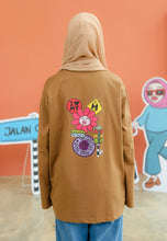 Load image into Gallery viewer, Tak Qaysaa Mana T-Shirt (Dark Brown)