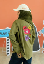 Load image into Gallery viewer, Tak Qaysaa Mana T-Shirt (Army Green)