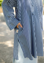 Load image into Gallery viewer, Ibna Printed Tunic (Dark Blue Stripe)
