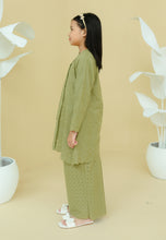 Load image into Gallery viewer, Ukhwah Girl (Sage Green)