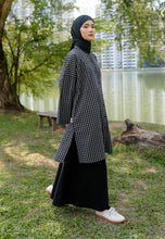 Load image into Gallery viewer, Ibna Printed Tunic (Black Checkered)