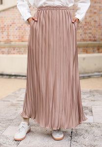 Tyesha Pleated Skirt (Brown)