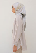Load image into Gallery viewer, Hessa Linen Top (Soft Grey)