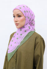 Load image into Gallery viewer, Polka Cotton Square (Green Lilac)