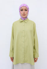 Load image into Gallery viewer, Erum Linen Top (Apple Green)