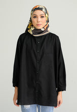 Load image into Gallery viewer, Hessa Linen Top (Black)