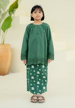 Load image into Gallery viewer, Secocok Girl (Emerald Green)