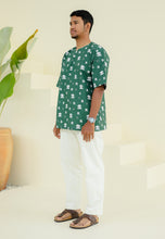 Load image into Gallery viewer, Shirt Men (Emerald Green)