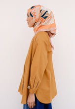 Load image into Gallery viewer, Hessa Linen Top (Mustard)
