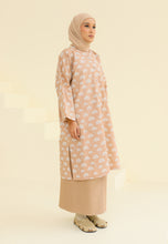 Load image into Gallery viewer, Ibna Printed Tunic (Milky Sand)