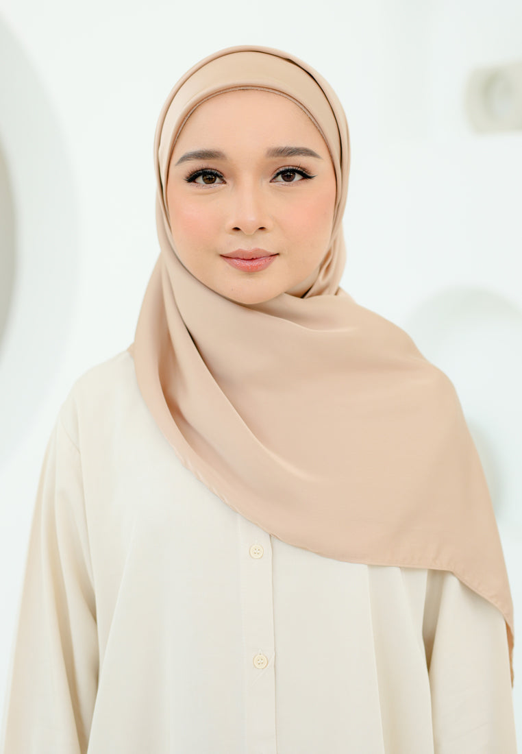 Zuyyin Satin Square (Light Taupe)