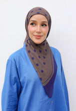 Load image into Gallery viewer, Polka Cotton Square (Mocha Blue)