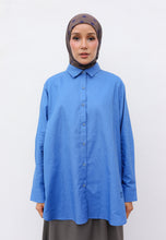 Load image into Gallery viewer, Erum Linen Top (Denim Blue)