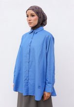 Load image into Gallery viewer, Erum Linen Top (Denim Blue)