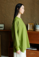 Load image into Gallery viewer, Zoe Curved T-Shirt (Olive Green)