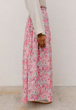 Load image into Gallery viewer, Nawra Printed Skirt (Pink Floral)