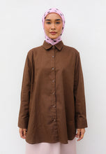 Load image into Gallery viewer, Erum Linen Top (Dark Brown)