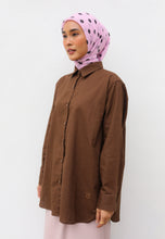 Load image into Gallery viewer, Erum Linen Top (Dark Brown)
